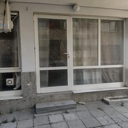 харитон 公寓 *